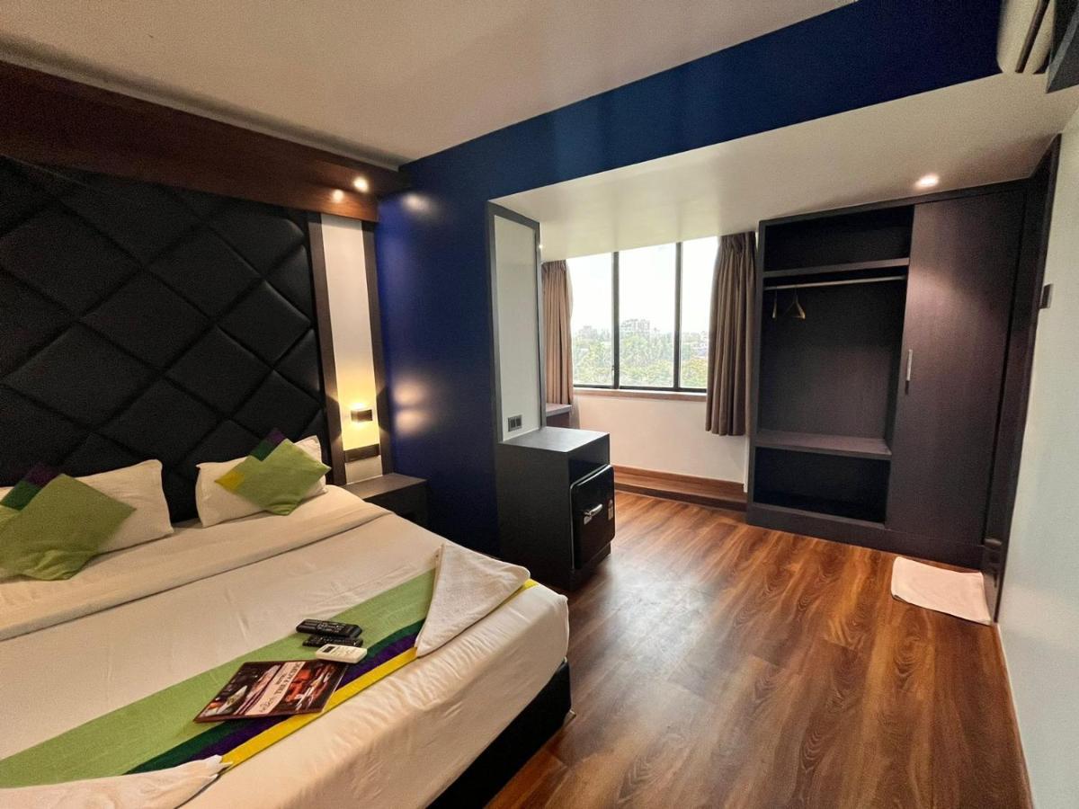 Hotel Pacific By Bestays Bombaj Exteriér fotografie